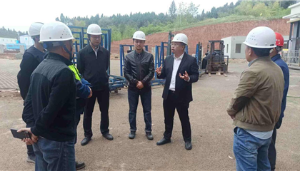 石鎮(zhèn)槐、陳箐帶隊暗訪督導(dǎo)重大項目建設(shè)和安全生產(chǎn)工作